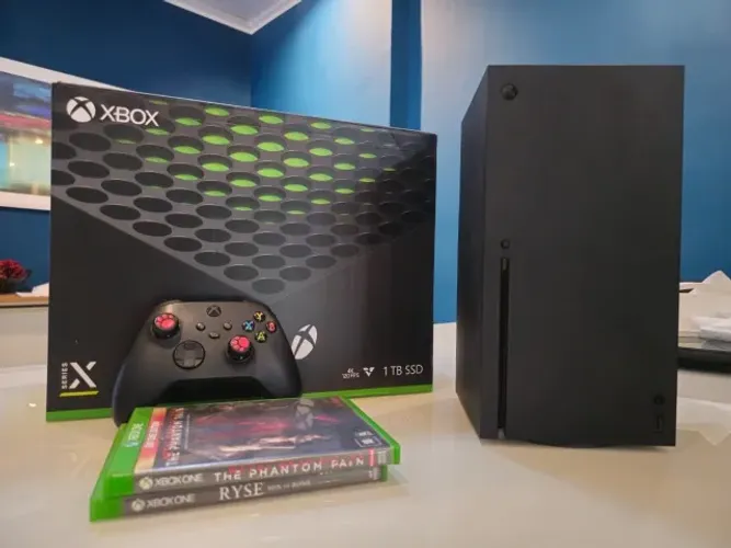 Xbox Series X 1TB + 1 Controle + 2 Jogos - Caixa e Cabos originais