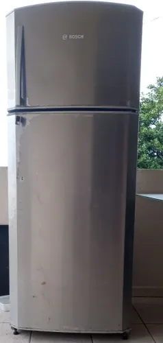 eu to vendo uma geladeira pro 400