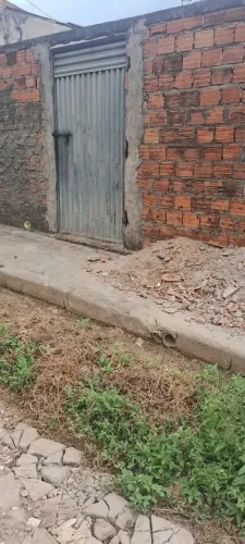 Vendo terreno bem localizado próximo a metro pilotando são Raimundo med 8 de frente por 18