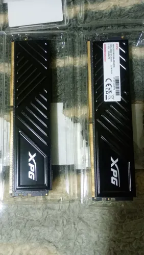 2 x 8 Memória ram ddr4 8g xpg 3200 Gammiz D35