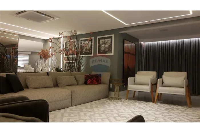 Apartamento de Luxo com 310m², 4 Quartos (3 Suítes) no Parnamirim Porteira Fechada e 1 po