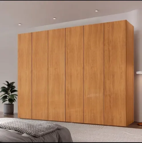 Guarda-Roupa Casal Grande 6 Portas (2,73m x 2,35m) - Ótimo Estado!