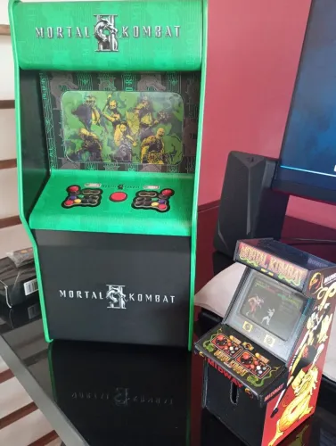 Vai os 2 Mini fliperamas e o balde do filme colecionáveis 