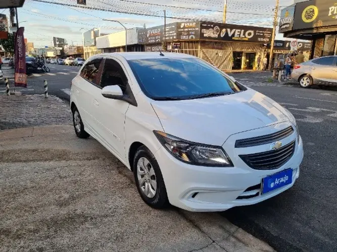 Chevrolet Onix JOY Hatch 1.0 8V Flex Mec. 4P 2019