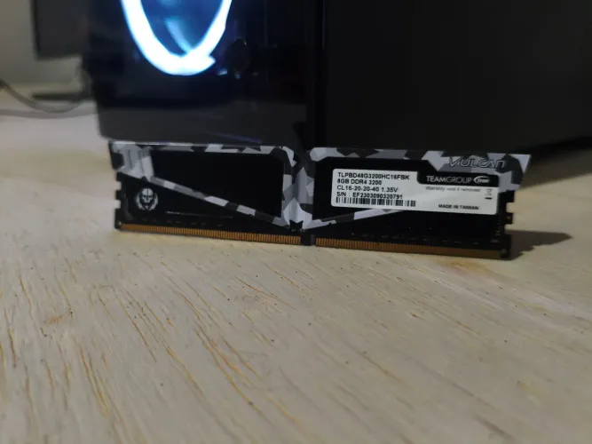 Memória Ram Vulcan 8GB DDR4 3200