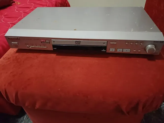 Dvd,cdplayer ,mp3 150 reais em ótimo estado