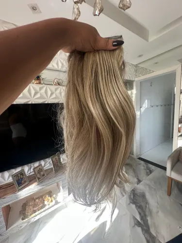 Vendo cabelo loiro humano 60 cm com 250 gramas por 550 reais 