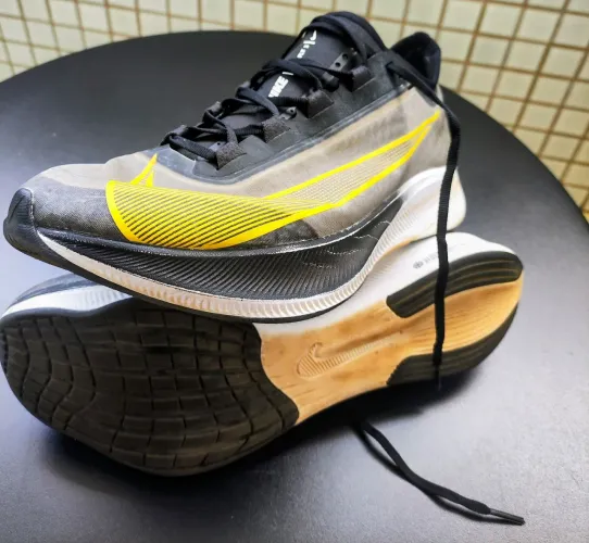Tênis Nike Zoom Fly 3