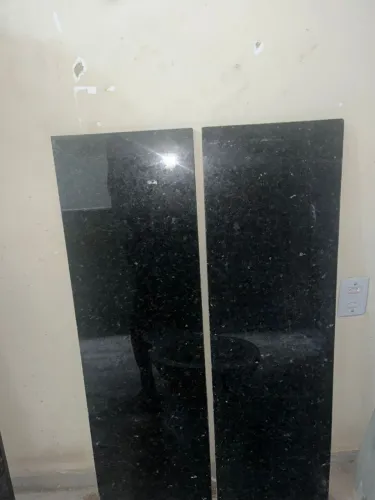Vendo duas pedras de mármore. Tamanho 110x30