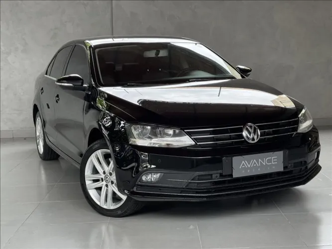 Volkswagen Jetta Highline 2.0 TSI 16V 4P Tiptronic 2018
