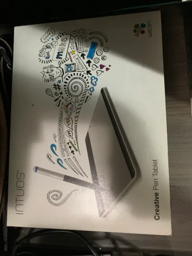 Wacom Intuos Creative Pen Tablet S - Completa