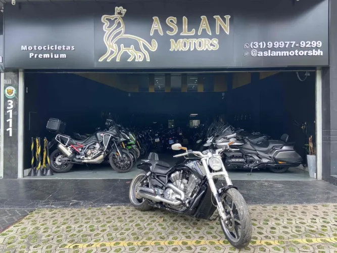 Harley-davidson V-rod 1250cc muscle vrscf 2013