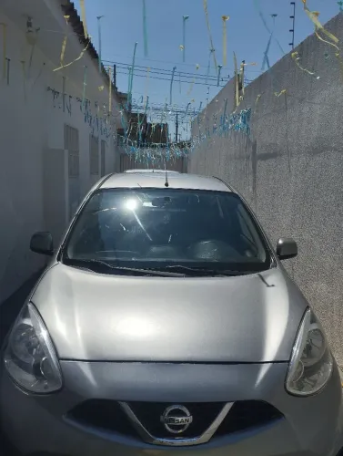 Nissan March S 1.0 12V Flex 5P 2016