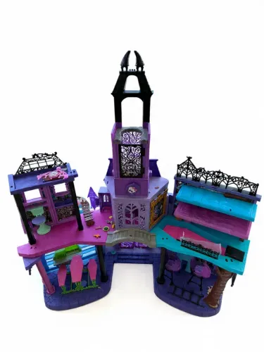 Castelo Monster High 