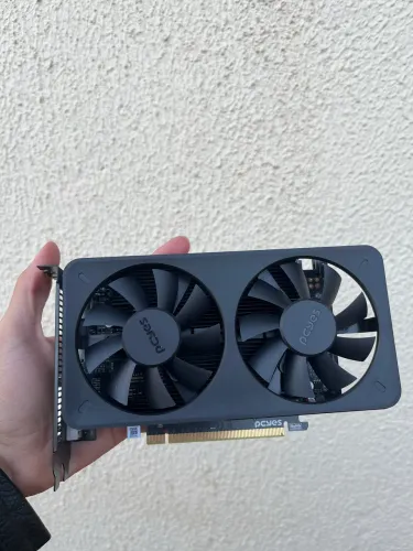 PLACA DE VIDEO PCYES RADEON RX 550