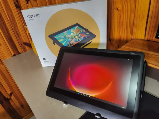 Mesa digitalizadora Wacom Cintiq 16