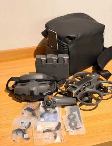 Drone DJI Avata 2 Fly More Combo (3 baterias) (DJI Goggles 3 & Motion 3)