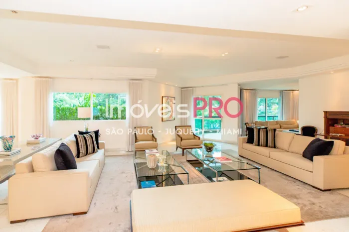 Apartamento 360m² 3 Suítes 4 vagas de garagem na Ibirapuera