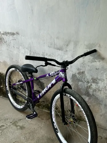 Hupi whistler