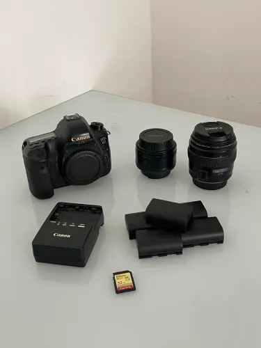 Canon 6D + 85mm 1.8 + 50mm 1.8