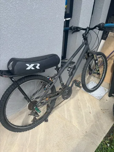 Bicicleta aro 24 montadinha