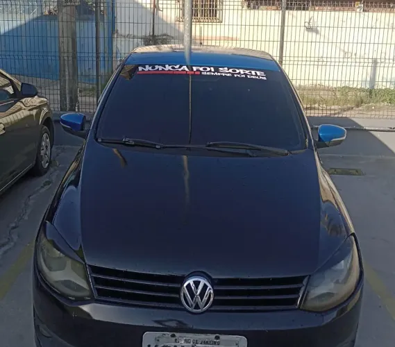 Volkswagen Fox 1.0 MI Total Flex 8V 5P 2012