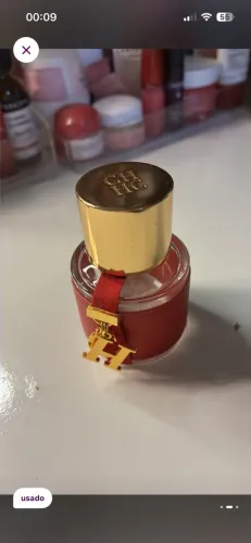 Embalagem vazia perfume CH Carolina Herrera