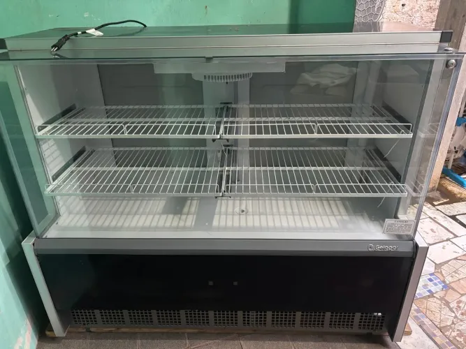 Vitrine refrigerada