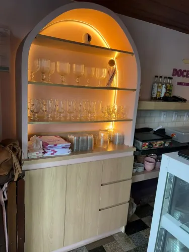 Estante com arco e led 