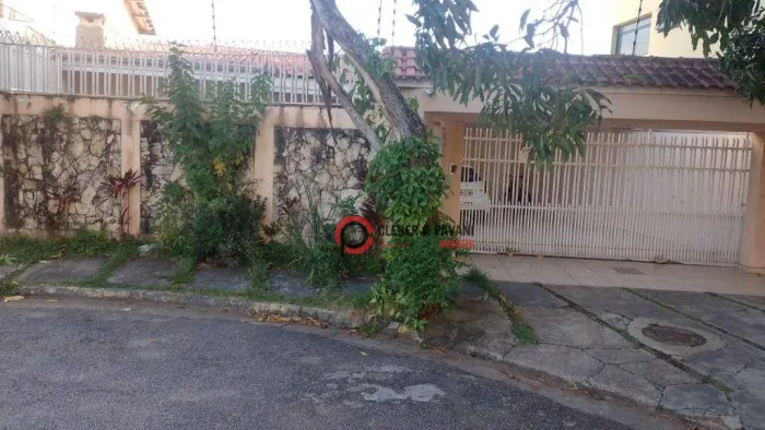Casa com 3 dormitórios à venda, 193 m² por R$ 1.028.000,00 - Parque Campolim - Sorocaba/SP