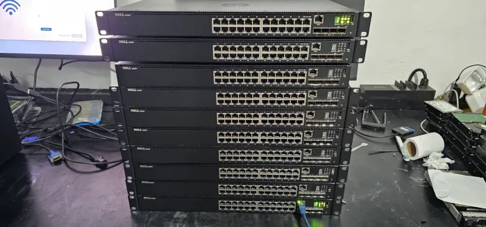 Switch Dell N1524 ? 24 Portas Gigabit + 4 SFP+ 10G