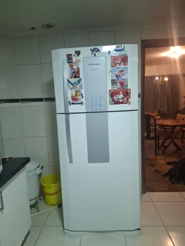 Geladeira Frost free Electrolux DF80 553 l branca