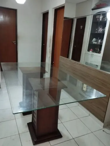 Mesa de Jantar Retangular - Tampo de Vidro e Base