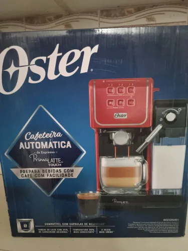 Cafeteira Automática Oster Prima latte