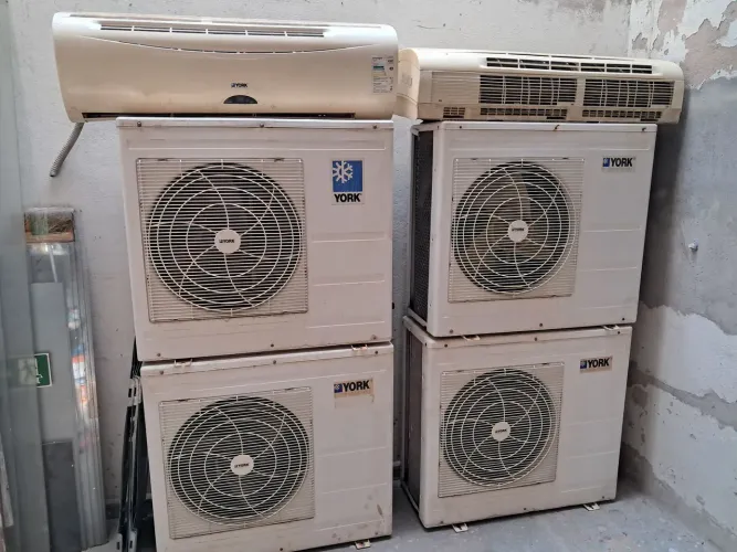 Vendo 4 Ar condicionado York 24.000 btus usado R$ 900 reais cada