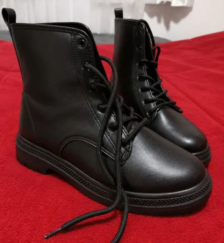 Coturno Preto - Moleca (LEIA A DESCRIÇÃO)