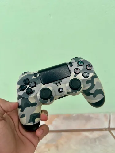 Controle PS4 DualShock 4 Sony Camuflado Branco