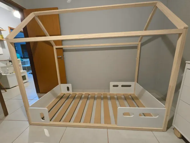 Cama montessoriana solteiro