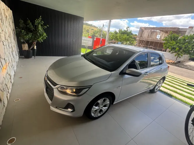 Chevrolet Onix Hatch Premier 1.0 12V TB Flex Aut. 4P 2020
