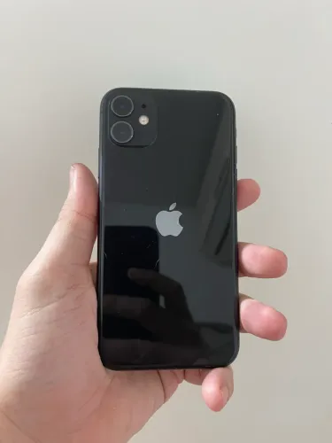 iPhone 11 64 gb excelente estado