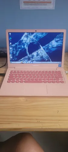 Notebook Samsung Flash F30 Rosa - Leve, bonito e funcionando perfeitamente!