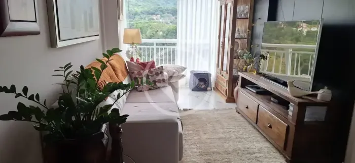 AK-Apartamento 3 Quartos sendo 1 suíte em Condomínio Clube no Itacorubi
