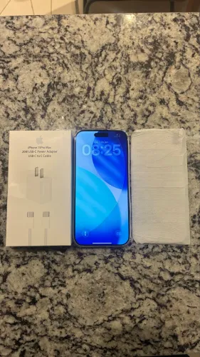 iPhone 16 PRO MAX - 100% DE BATERIA