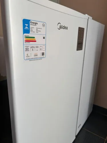 Vendo frigobar 93l novo