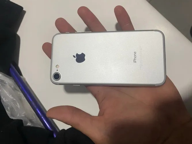 Vendo iPhone 7 64gb 
