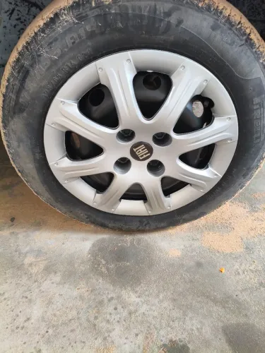 Calota excelente aro 14