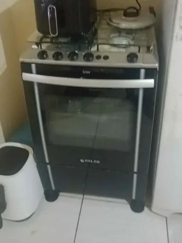 Vendo fogão atlas usado 