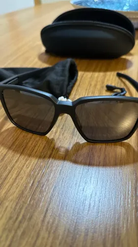 Óculos de Sol Oakley prizm actuator preto