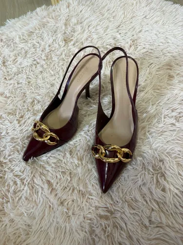 Scarpin Vermelho Salto Kitten Slingback Elos - AREZZO - N°37
