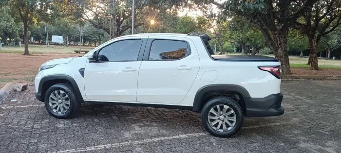 Fiat Strada Freedom 1.3 Flex 8V CD 2023